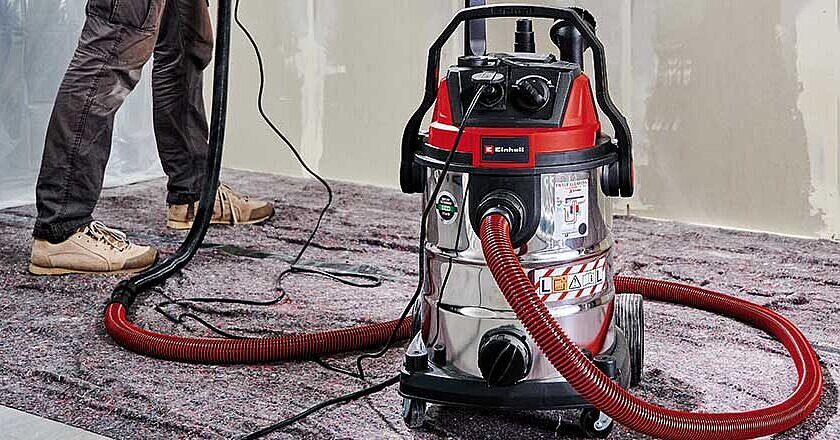Professional wet/dry vacuum cleaners for workshops, construction sites ...