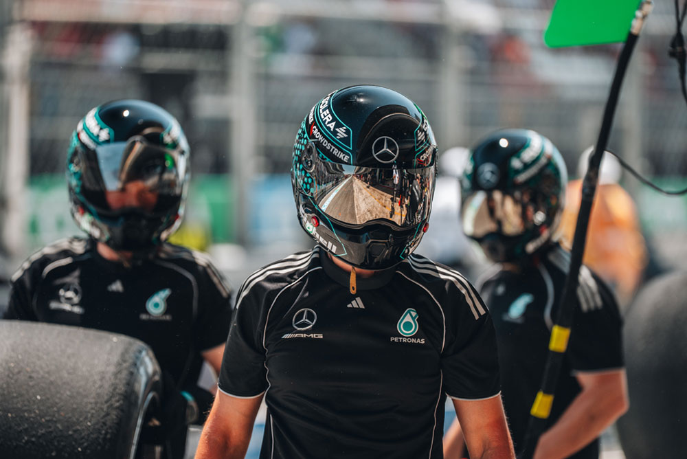 Mehaniki ekipe Mercedes Formule 1.